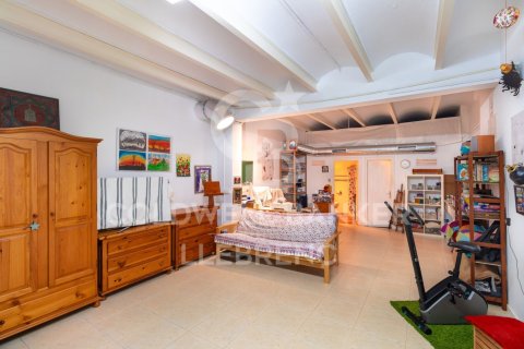 230 sq.m. commercial property for sale in Sant Cugat Del Valles, Barcelona, Catalonia, Spain № 5323 - photo 7