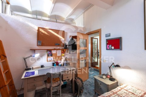 230 sq.m. commercial property for sale in Sant Cugat Del Valles, Barcelona, Catalonia, Spain № 5323 - photo 21