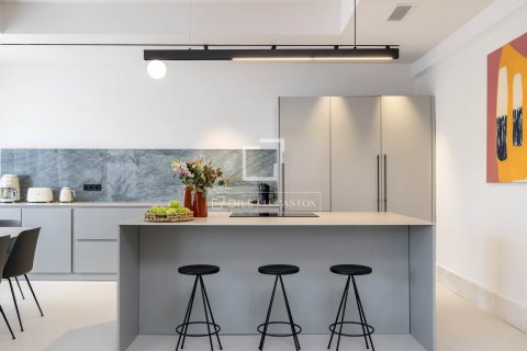 4 chambres apartment à louer à Barcelona, Catalonia, Spain № 3762 - photo 2