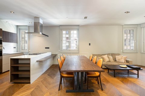 2 chambres apartment à louer à Barcelona, Catalonia, Spain № 3761 - photo 2