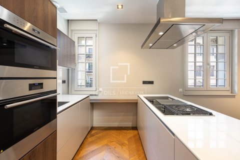 2 chambres apartment à louer à Barcelona, Catalonia, Spain № 3761 - photo 8