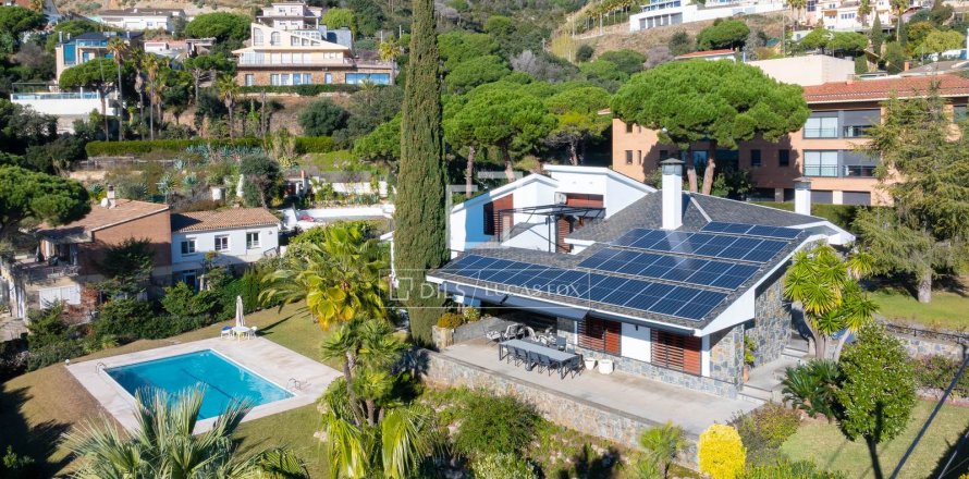 5 chambres villa à vendre à Tiana, Barcelona, Catalonia, Spain № 3764