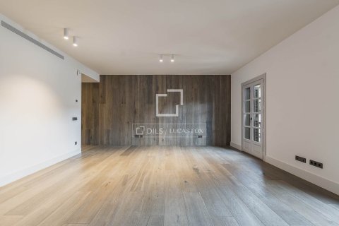 2 chambres apartment à vendre à Barcelona, Catalonia, Spain № 4211 - photo 3