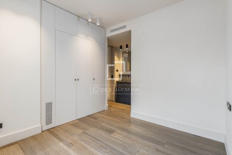 2 chambres apartment à vendre à Barcelona, Catalonia, Spain № 4211 - photo 29