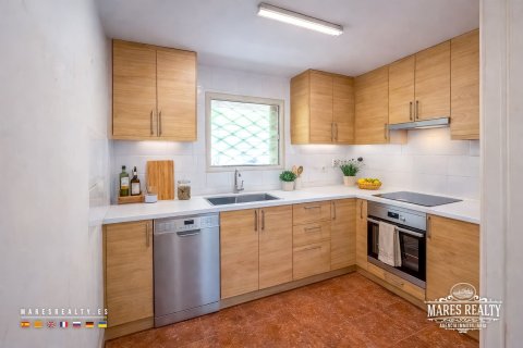 4 bedrooms villa for sale in Lloret de Mar, Girona, Catalonia, Spain № 7231 - photo 16