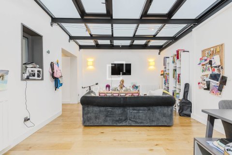 4 bedrooms apartment for sale in Barcelona, Catalonia, Spain № 7234 - photo 9