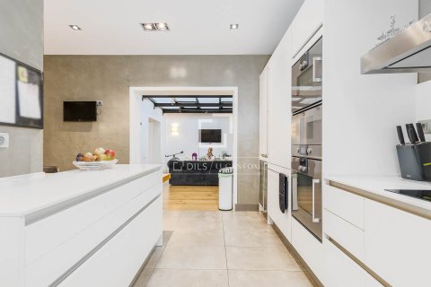 4 bedrooms apartment for sale in Barcelona, Catalonia, Spain № 7234 - photo 20