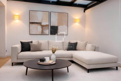 4 bedrooms apartment for sale in Barcelona, Catalonia, Spain № 7234 - photo 2
