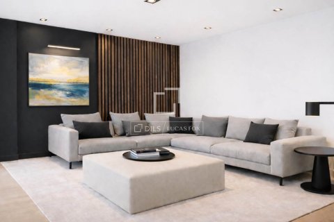 4 bedrooms apartment for sale in Barcelona, Catalonia, Spain № 7234 - photo 26