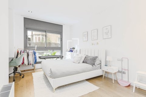 4 bedrooms apartment for sale in Barcelona, Catalonia, Spain № 7234 - photo 14