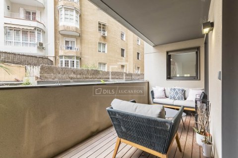 4 bedrooms apartment for sale in Barcelona, Catalonia, Spain № 7234 - photo 11