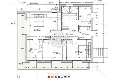 3 bedrooms villa for sale in Lloret de Mar, Girona, Catalonia, Spain № 7230 - photo 19