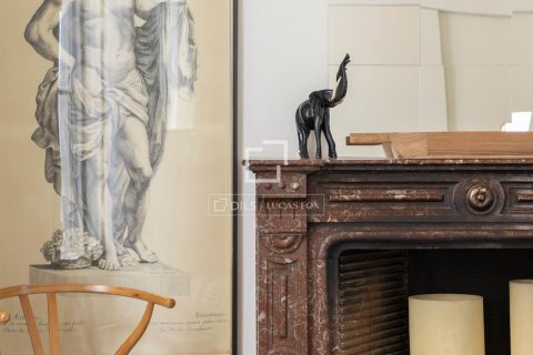 3 bedrooms apartment for sale in Barcelona, Catalonia, Spain № 7232 - photo 4