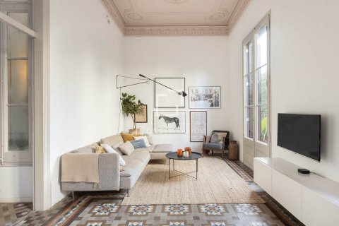 3 bedrooms apartment for sale in Barcelona, Catalonia, Spain № 7232 - photo 30