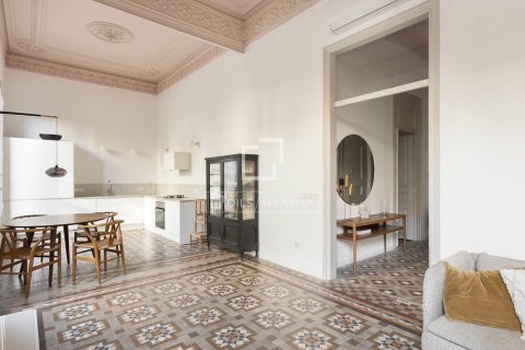 3 bedrooms apartment for sale in Barcelona, Catalonia, Spain № 7232 - photo 14