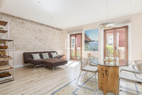 2 bedrooms apartment for sale in Barcelona, Catalonia, Spain № 7233 - photo 20