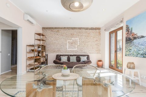 2 bedrooms apartment for sale in Barcelona, Catalonia, Spain № 7233 - photo 5