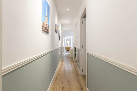2 bedrooms apartment for sale in Barcelona, Catalonia, Spain № 7233 - photo 18