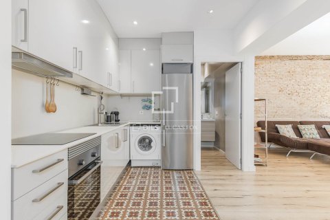 2 bedrooms apartment for sale in Barcelona, Catalonia, Spain № 7233 - photo 24
