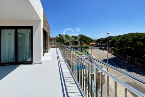 Сasa de 4 dormitorios en venta en Sant Feliu de Guíxols, Gerona, Cataluña, Spain № 5833 - foto 20