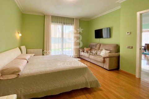 Сasa de 4 dormitorios en venta en Sant Feliu de Guíxols, Gerona, Cataluña, Spain № 5833 - foto 16