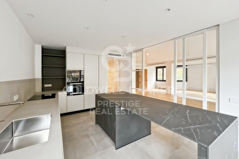 5 bedrooms apartment for sale in Barcelona, Catalonia, Spain № 5835 - photo 7