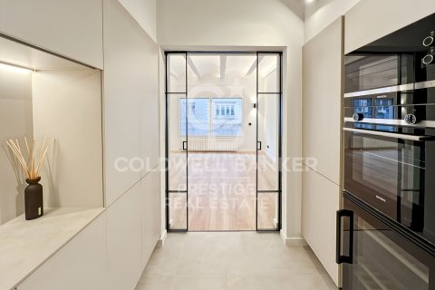 4 bedrooms apartment for sale in Barcelona, Catalonia, Spain № 5834 - photo 6