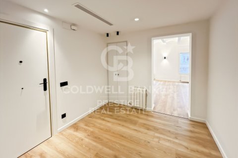 4 bedrooms apartment for sale in Barcelona, Catalonia, Spain № 5834 - photo 24