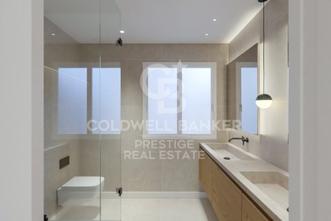 4 bedrooms apartment for sale in Barcelona, Catalonia, Spain № 5834 - photo 12