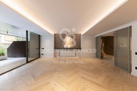 Купить квартиру в Барселона, Испания с 4 спальни, 265м², № 5838 - фото 3