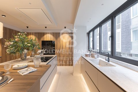 Купить квартиру в Барселона, Испания с 4 спальни, 265м², № 5838 - фото 12