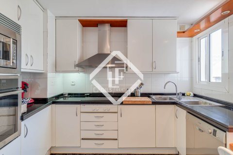 4 bedrooms penthouse for sale in Barcelona, Catalonia, Spain № 6346 - photo 15