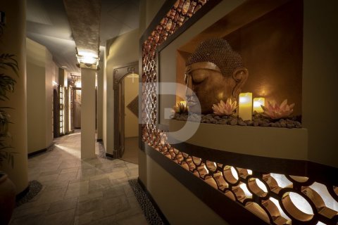 365 sq.m. commercial property for sale in L'Eixample, Barcelona, Catalonia, Spain № 5186 - photo 4