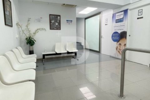 362 sq.m. commercial property for sale in Sant Andreu, Barcelona, Catalonia, Spain № 5183 - photo 2