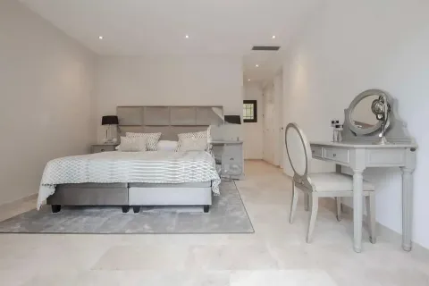 Купить дом в Санта-Кристина-д'Аро, Испания с 5 комнат, № 1468 - фото 10