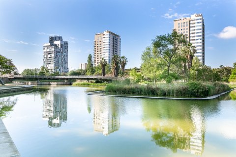 Квартира с 3 спальнями в Барселоне, Каталония, Испания № 1466