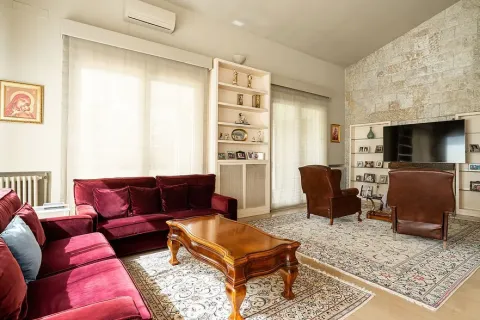 Купить дом в Барселона, Испания с 6 комнат, 511м², № 1467 - фото 9