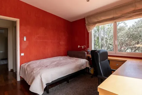 Купить дом в Барселона, Испания с 6 комнат, 511м², № 1467 - фото 28