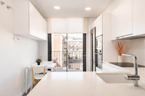 3 bedrooms penthouse for sale in Barcelona, Catalonia, Spain № 6655 - photo 6