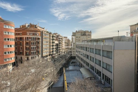 3 bedrooms penthouse for sale in Barcelona, Catalonia, Spain № 6655 - photo 18