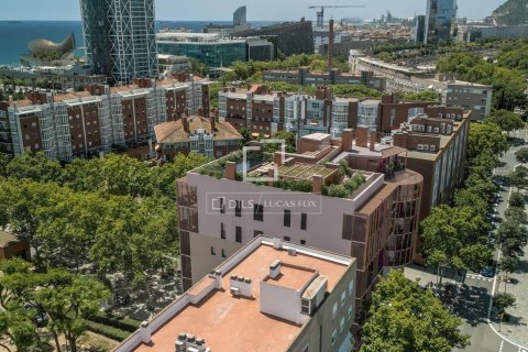 Apartamento de 2 dormitorios en venta en Barcelona, Cataluña, Spain № 6654 - foto 15