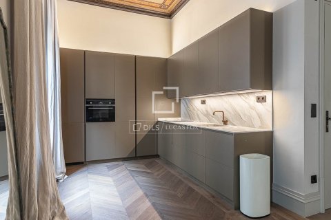 2 chambres apartment à vendre à Barcelona, Catalonia, Spain № 4303 - photo 15