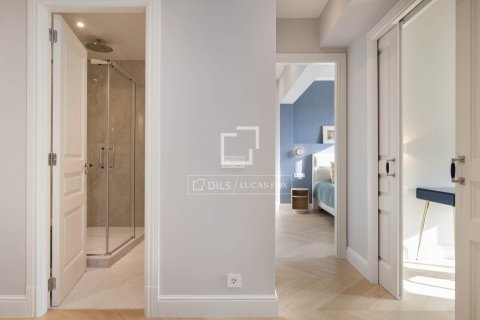 3 chambres penthouse à vendre à Barcelona, Catalonia, Spain № 4301 - photo 16