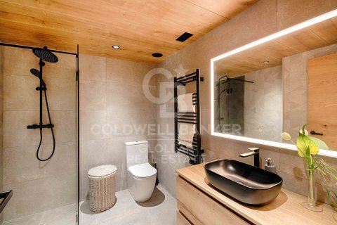 Купить квартиру в Герона, Испания с 3 спальни, 94м², № 7814 - фото 12