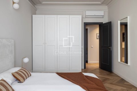 Купить квартиру в Барселона, Испания с 2 спальни, 114м², № 6456 - фото 27