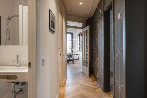 Купить квартиру в Барселона, Испания с 2 спальни, 114м², № 6456 - фото 28