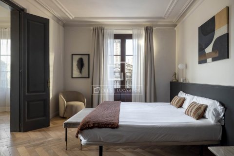 Купить квартиру в Барселона, Испания с 2 спальни, 114м², № 6456 - фото 20
