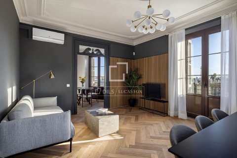 2 bedrooms apartment for sale in Barcelona, Catalonia, Spain № 6456