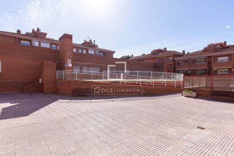 4 bedrooms apartment for sale in Sant Just Desvern, Barcelona, Catalonia, Spain № 6457 - photo 9