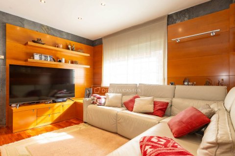 4 bedrooms apartment for sale in Sant Just Desvern, Barcelona, Catalonia, Spain № 6457 - photo 16